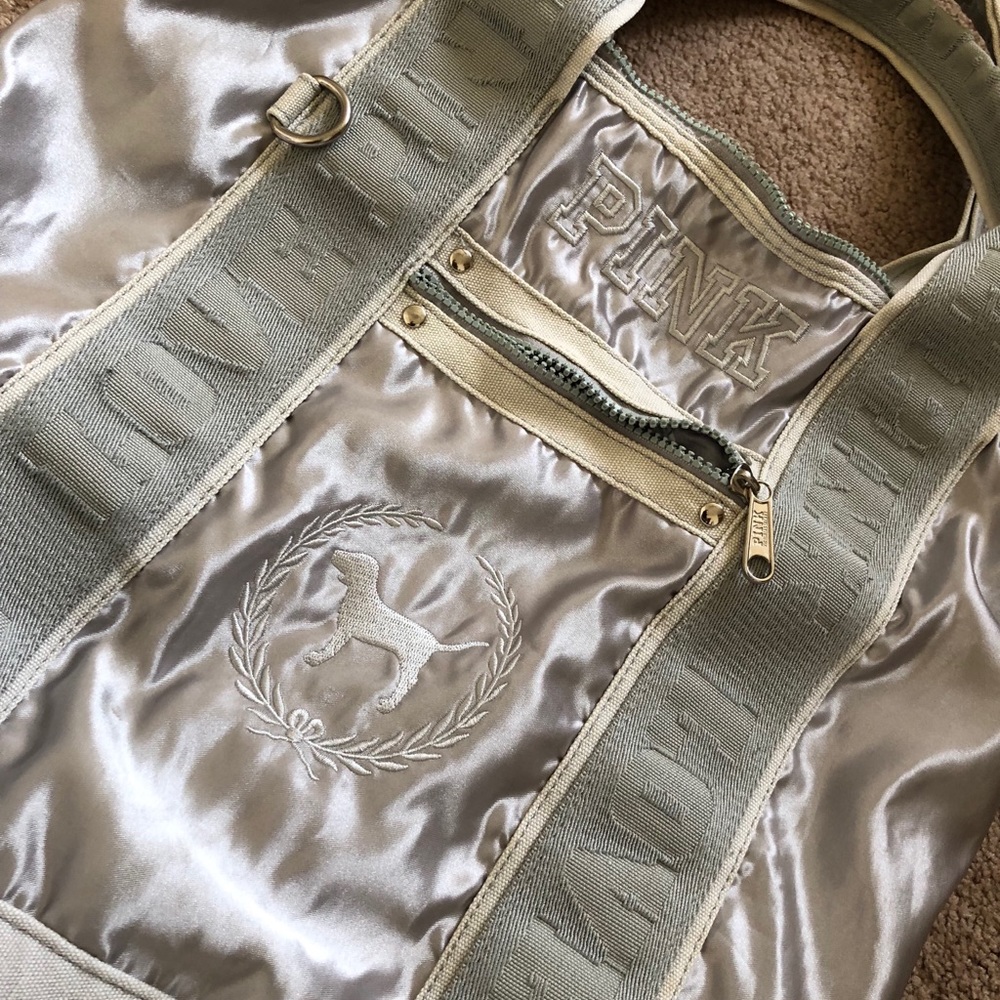Victoria’s Secret Pink carryall
